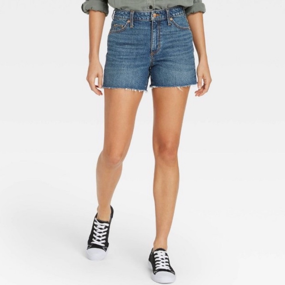 Universal Thread HIGH WAIST Vintage Midi shorts